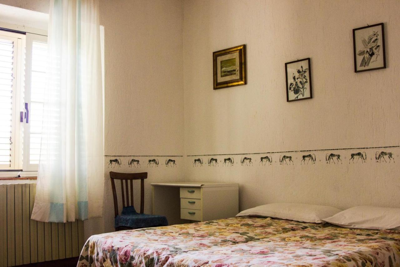 Podere Le Chiuse Sovana Bagian luar foto